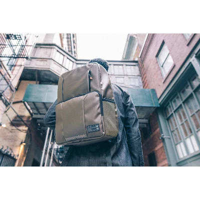 Hex Tech 17.5" Backpack - Green 9 Hex Tech 17.5" Backpack - Green - Image 7